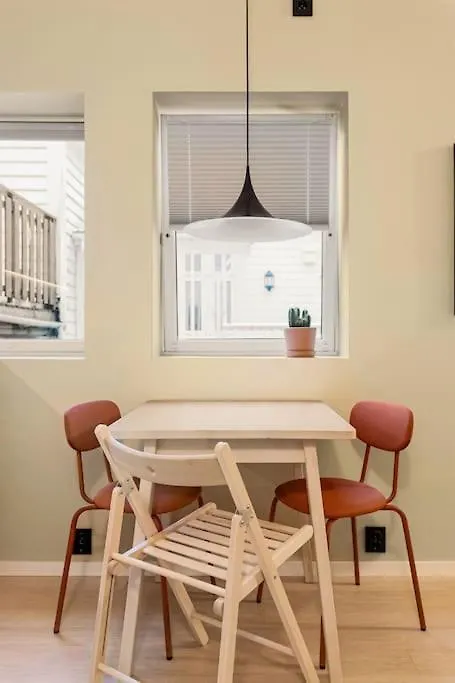 Fresh Studio Apartment, A Short Walk From Bryggen Bergen